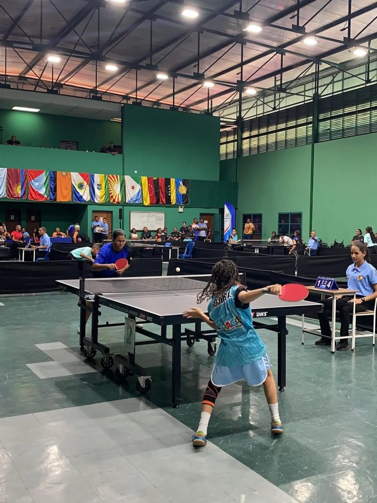 Caracas dominó paratenis de mesa