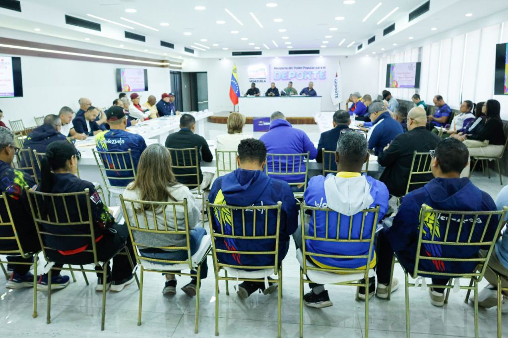 Garantizan equipamiento para Bolivarianos - MINDEPORTE