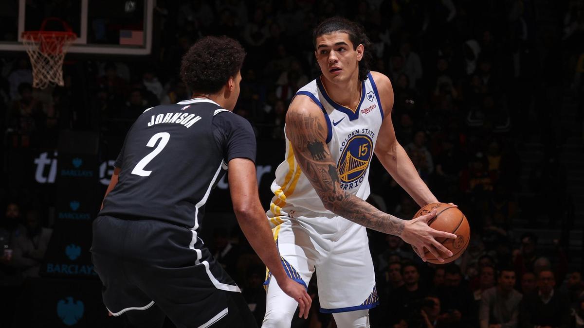 El ala-pívot btasileño ha ido ganando experiencia hasta ganarse la confianza de Steve Kerr esta temporada