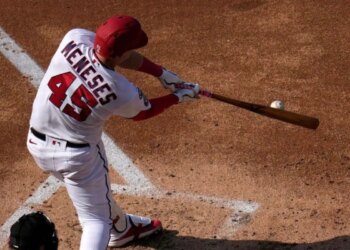 Joey meneses suma importantes cifras / foto: mlb