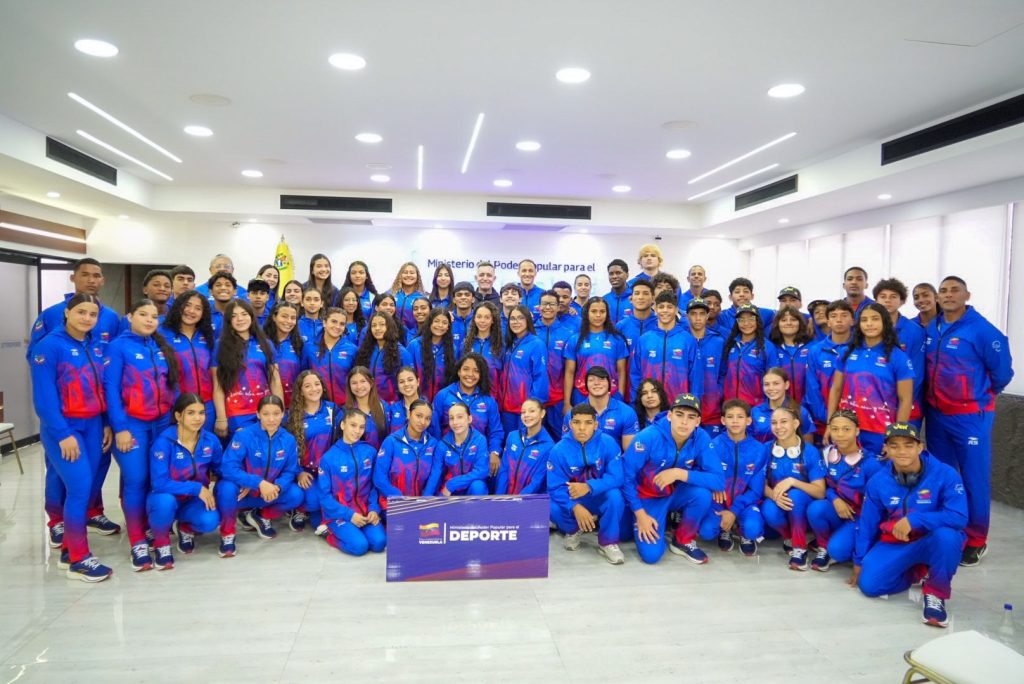 Ministro Cardillo reafirmó apoyo a los juveniles