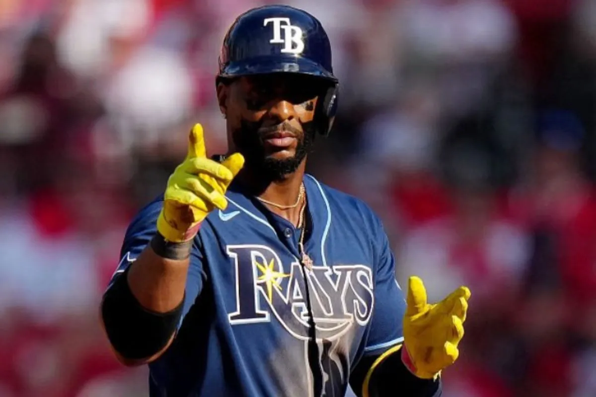 Yandy díaz logra una marca inédita en mlb