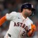 José Altuve entra en un club histórico de MLB con 2.400 hits