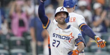 José Altuve se reinventa con la nueva zona de strike
