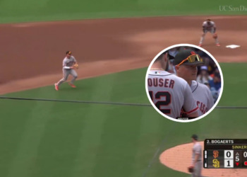 Matt chapman explota contra su compañero tras costoso error