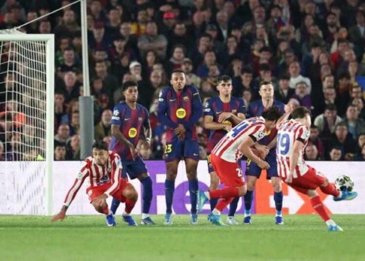 PSG y Atlético abrazan las semifinales