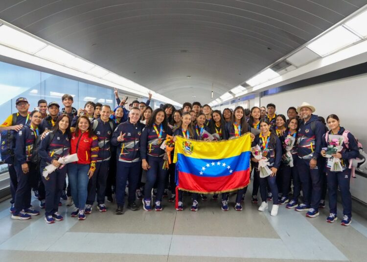 Héroes de Panamá llegaron cargados de oro