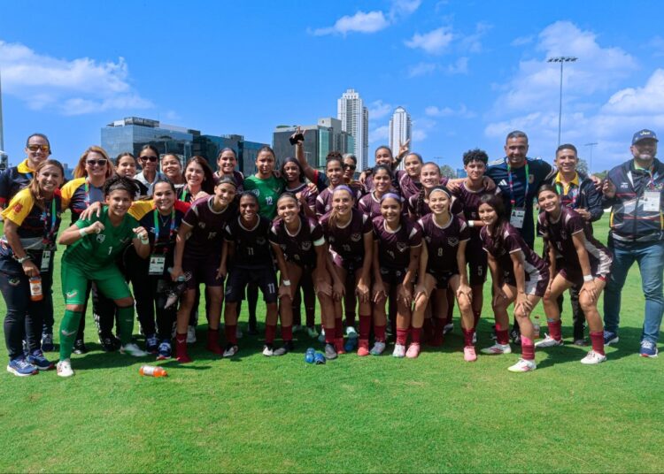 Fútbol femenino inició con triunfo en Panamá