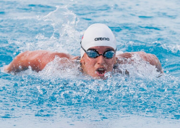 Leydar y Pérez encabezan natación para Panamá