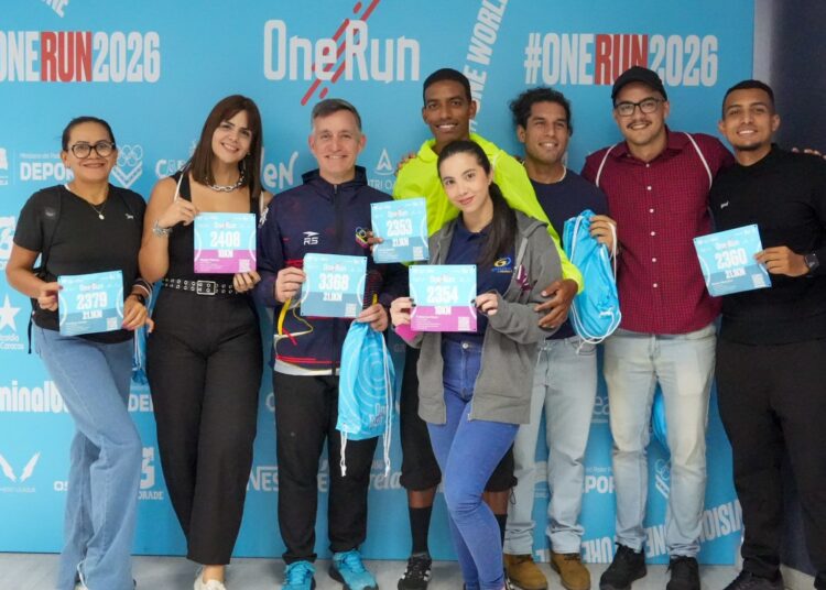 Corredores recibieron kit para la One Run