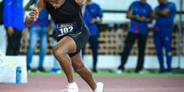 Javier Gómez consiguió hazaña en 400 metros