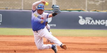 Softbol abrió la superronda con victoria