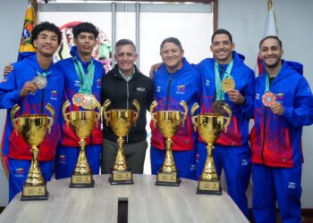 Kickboxing regresó bañado en oro mundial